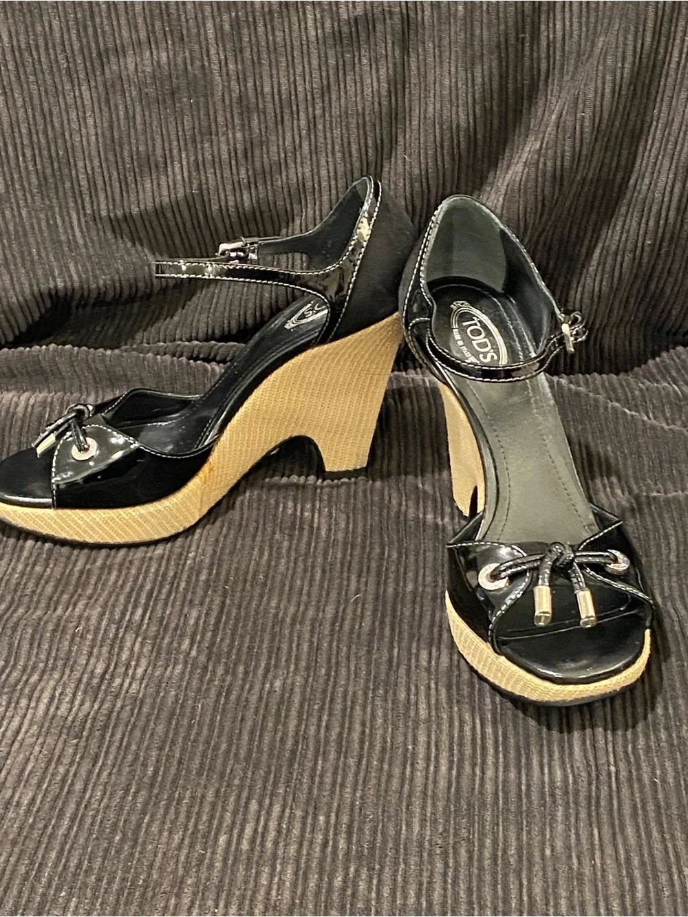 Tod's Black Patent Leather Wedge Sandals with Natural Woven Heel